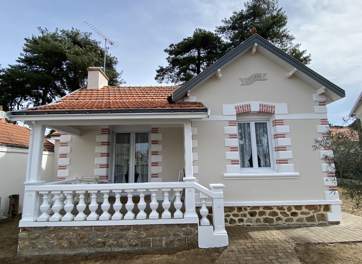 PICOT BEGO PEINTURE Isolation Exterieure Pornic Onglet Ravalement ITE Facade Maison Apres 1